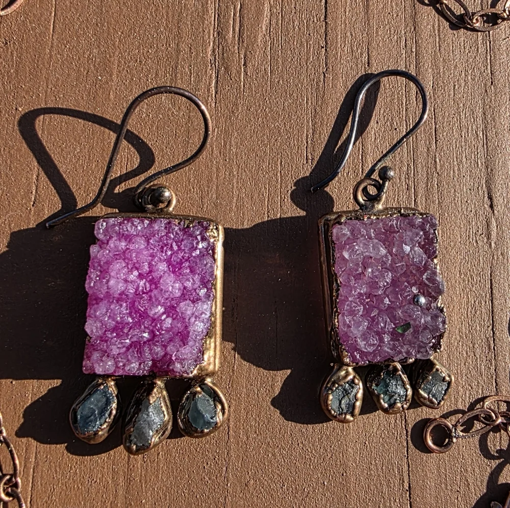 Beautiful Multi-Color Druzy Pendant & Earring Set in Copper
